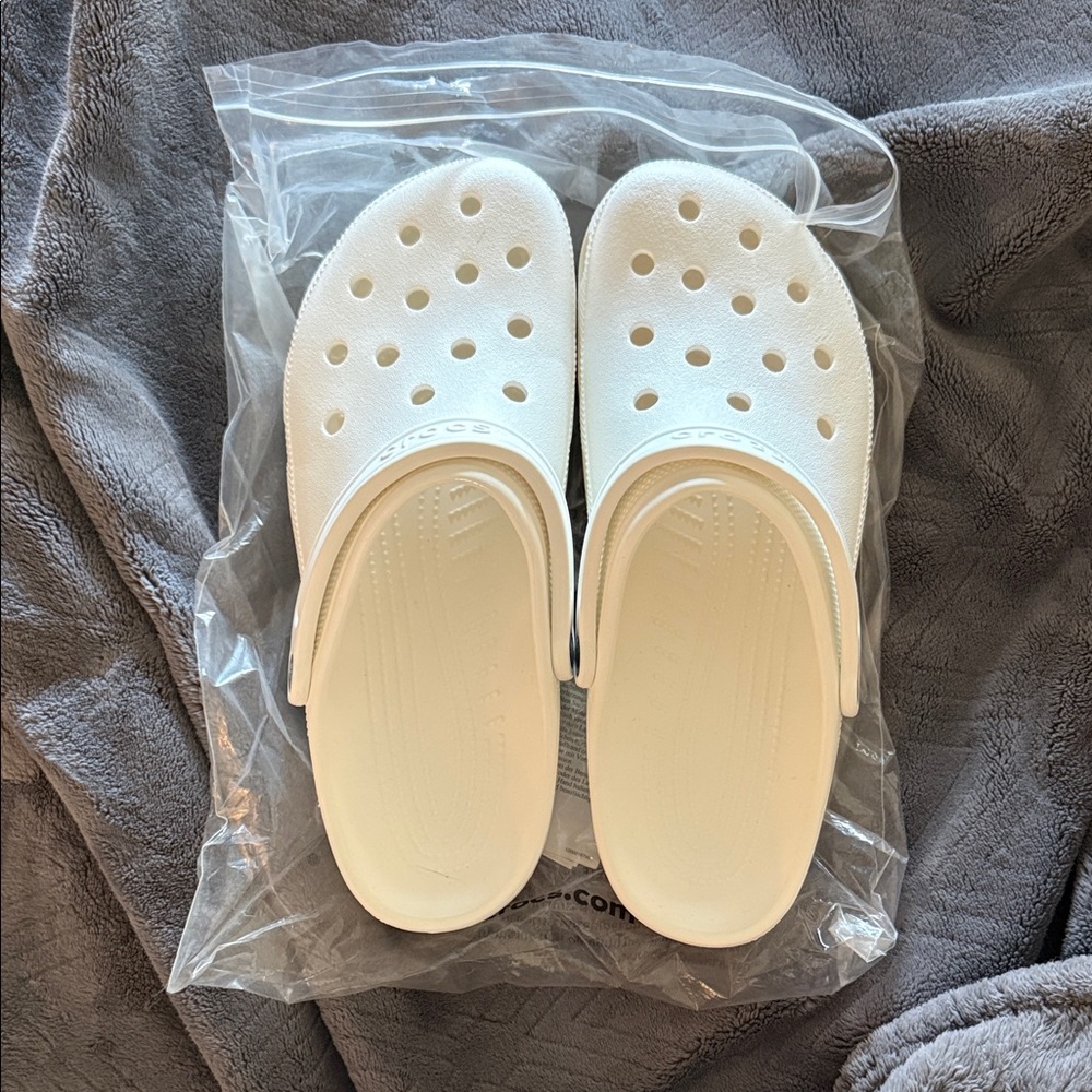 CROCS White Perforated Slides